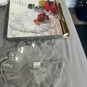 STUDIO NOVA 12.5 INCH HIBISCUS CLEAR AND FROSTED GLASS BOWL in BOX - Fast Ship